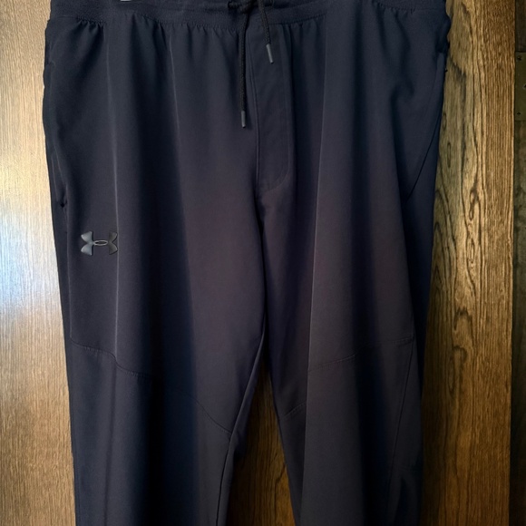 Men's Under Armour Black Athletic Tapered Jogger Pant XXL with Drawstring Cord - Picture 1 of 8